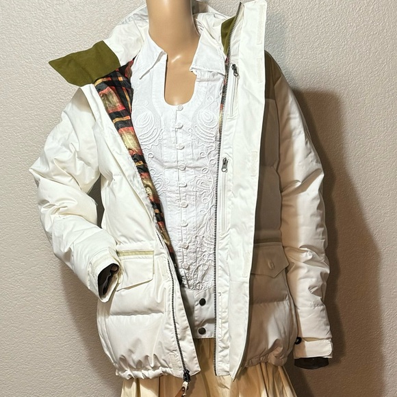 Burton Women’s Foxx Down Ski Jacket Size M - Picture 8 of 12